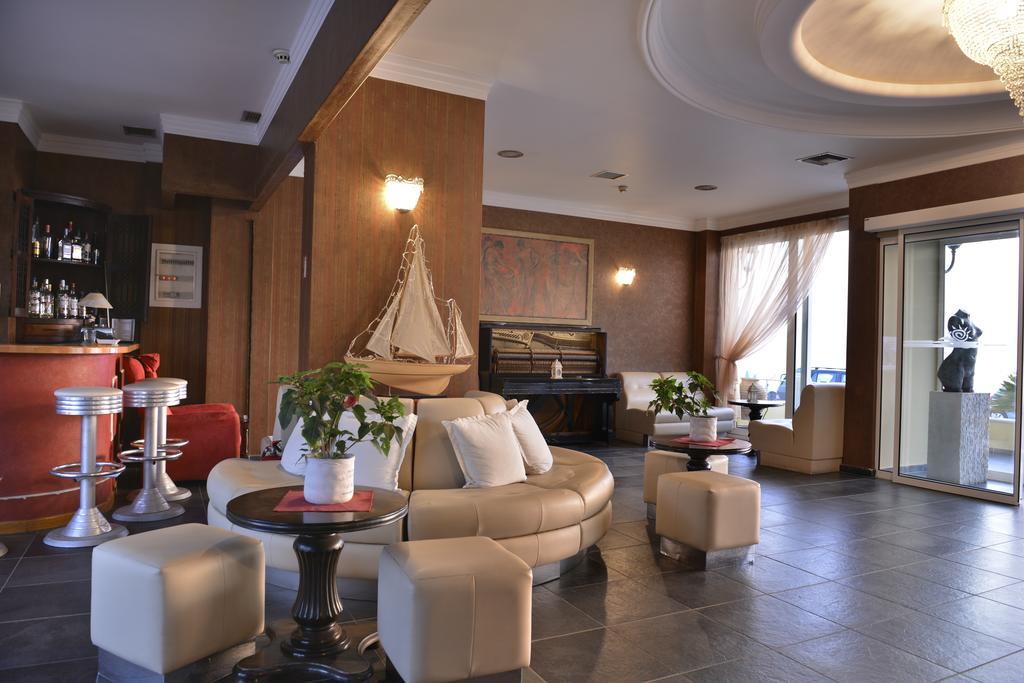 Hotel Cristina Maris Loutraki  Luaran gambar